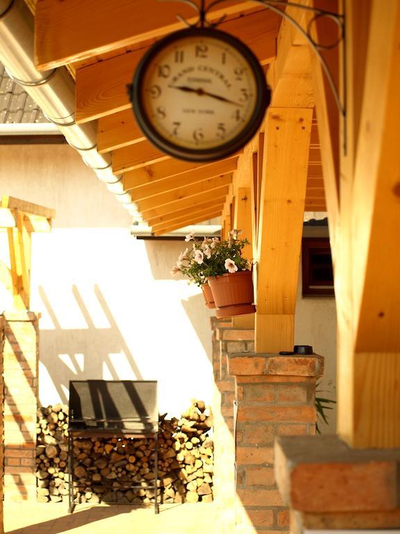 Patkoszeg Vendeghaz Hotel Kaposfo Екстериор снимка